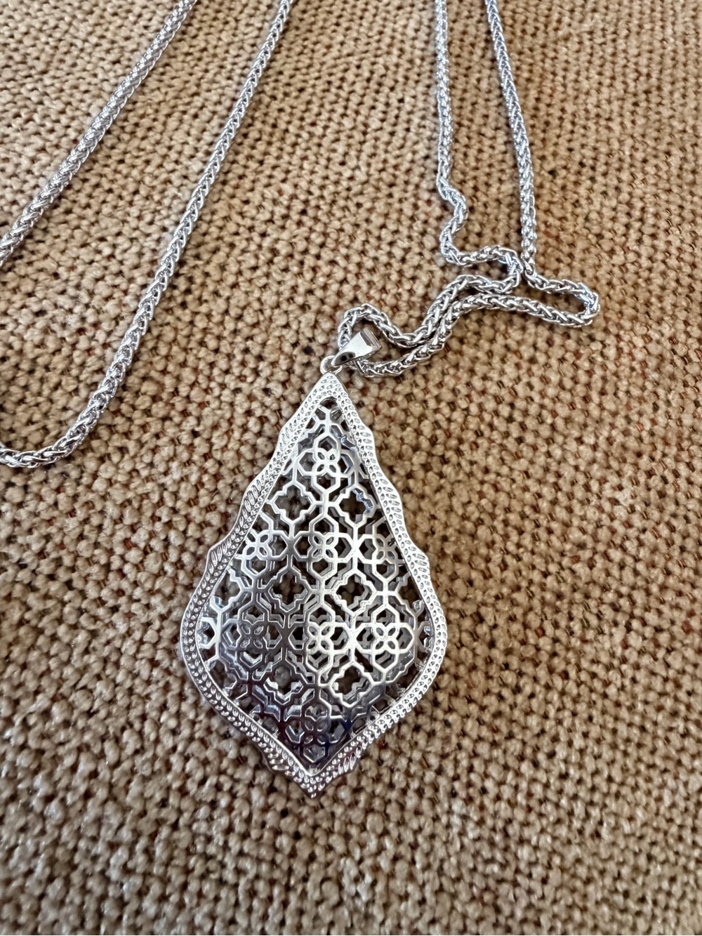 Kendra Scott Silver Filigree Teardrop Pendant Necklace - Picture 3 of 5